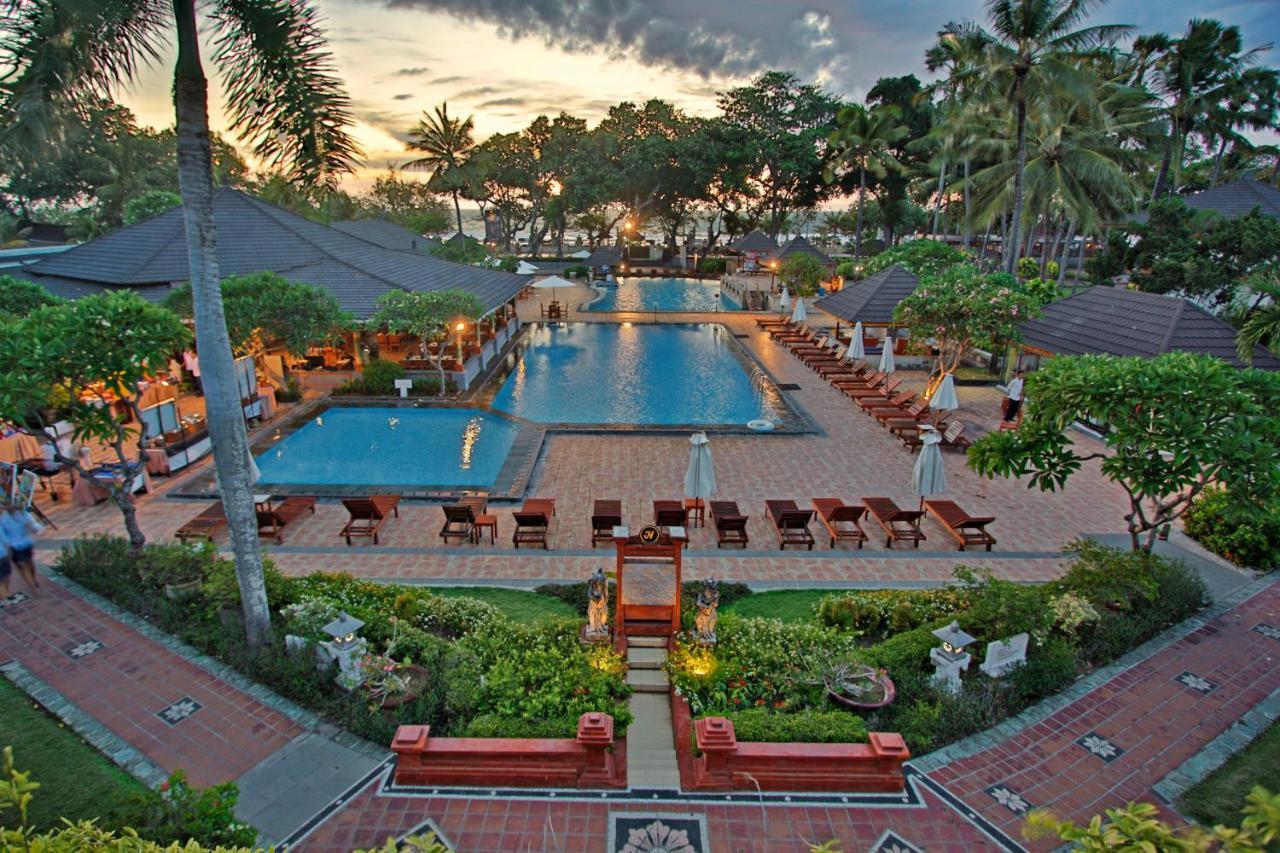 The Jayakarta Bali Beach Resort Legian Exterior foto