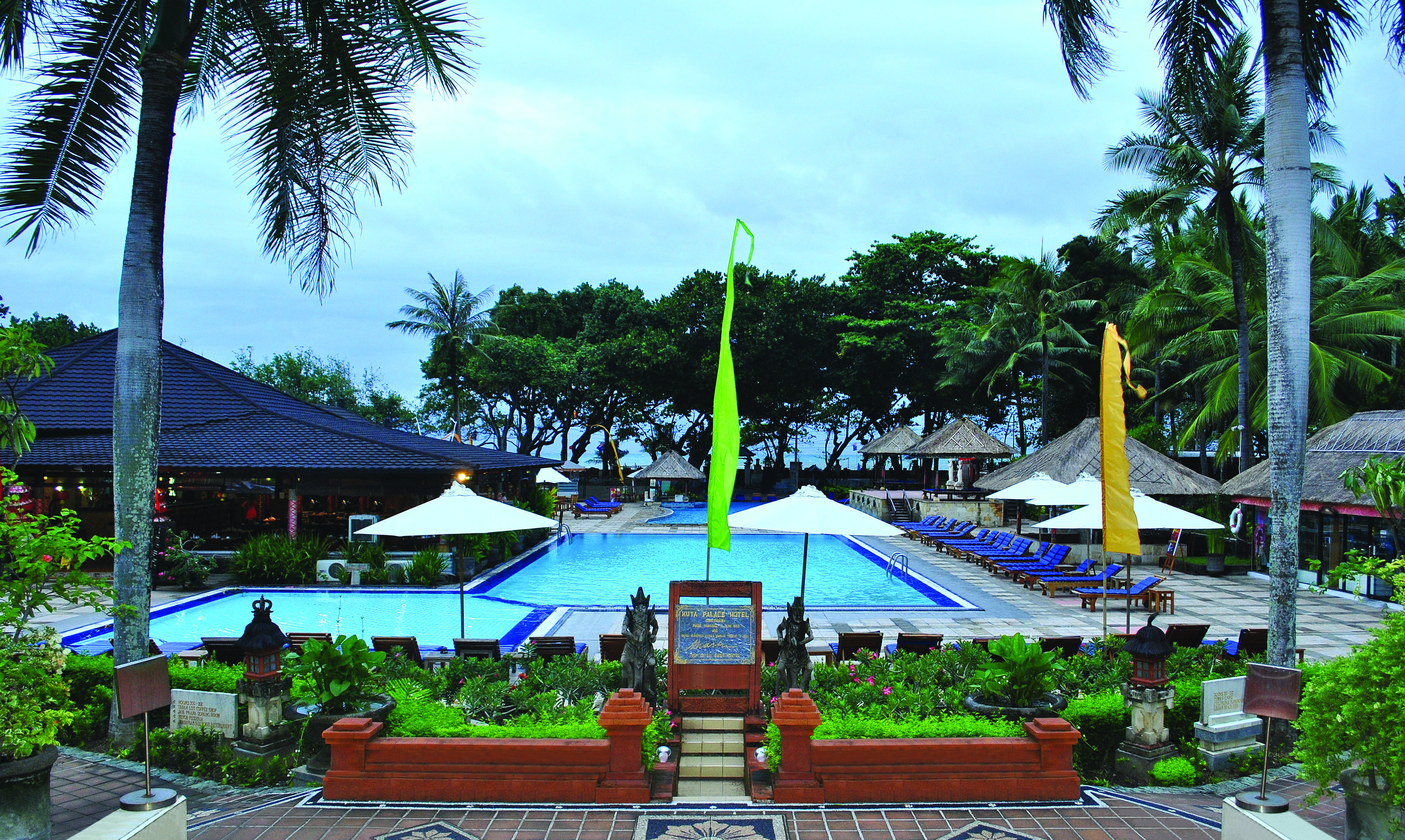 The Jayakarta Bali Beach Resort Legian Exterior foto